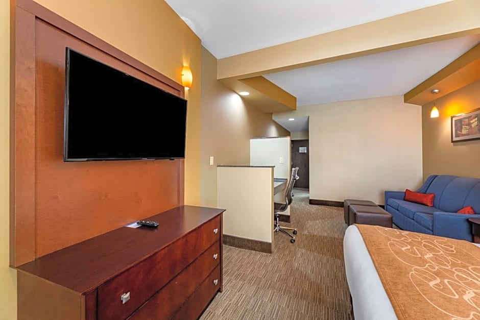 Comfort Suites Perrysburg