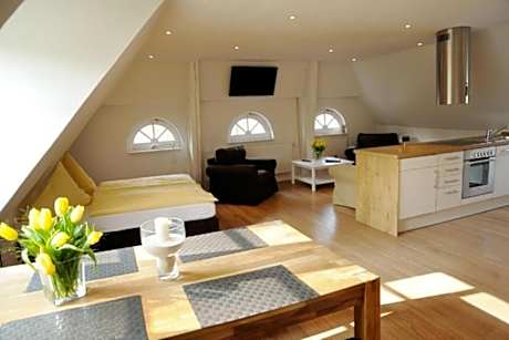 Junior Suite with Garden View