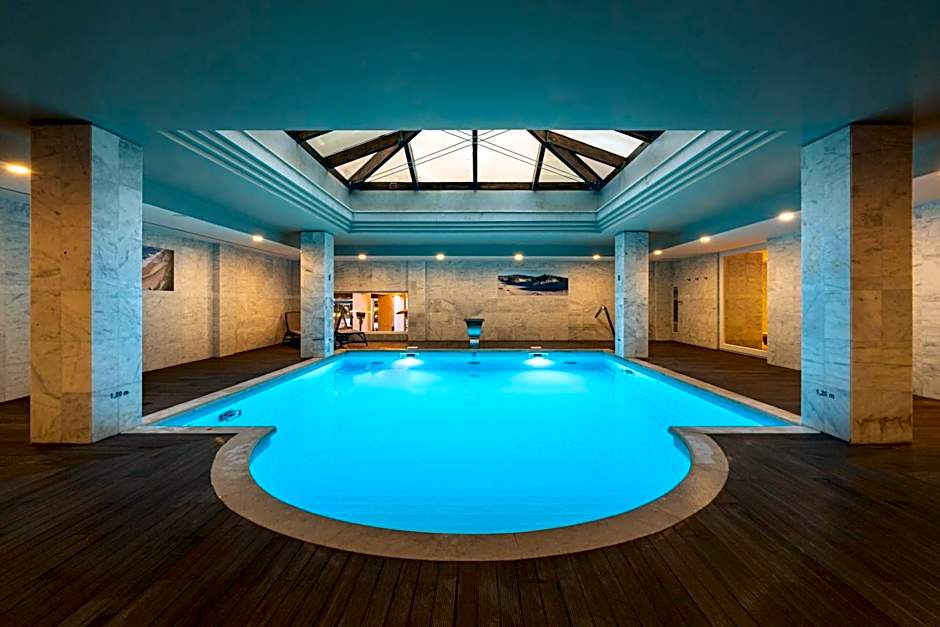 Onyria Quinta da Marinha Hotel