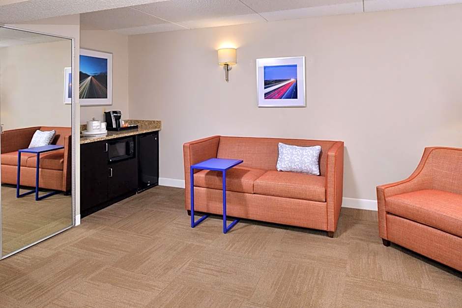 Hampton Inn By Hilton Henderson