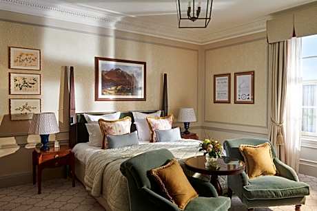 Luxury King Room with View