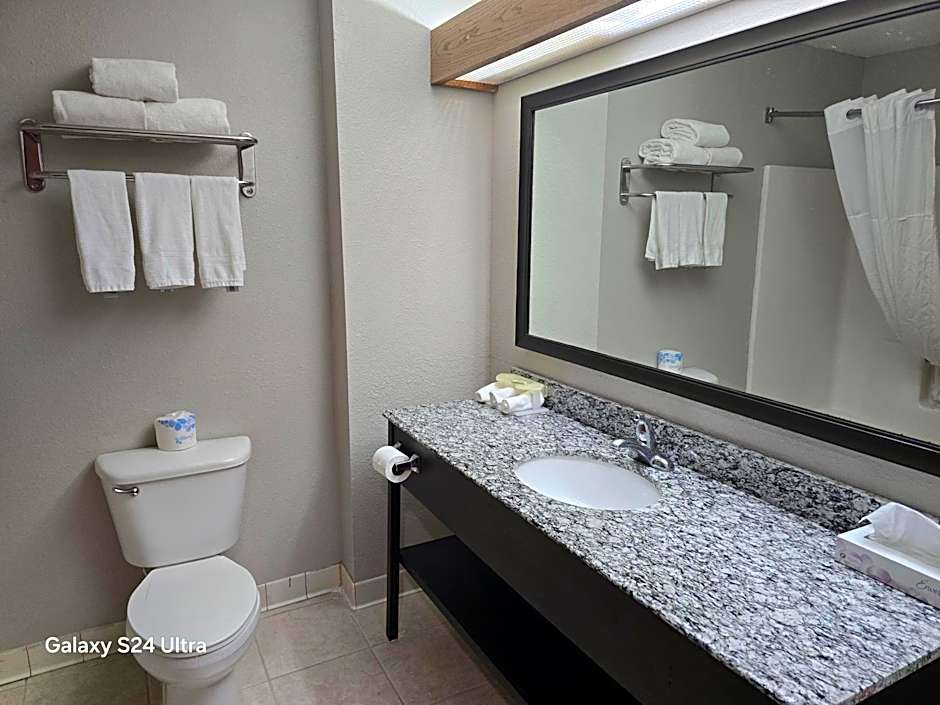 Days Inn & Suites by Wyndham Cuba
