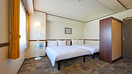 Superior Twin Room - Non-Smoking