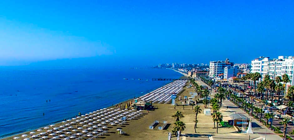Hotel Indigo Larnaca By IHG- Adults Only