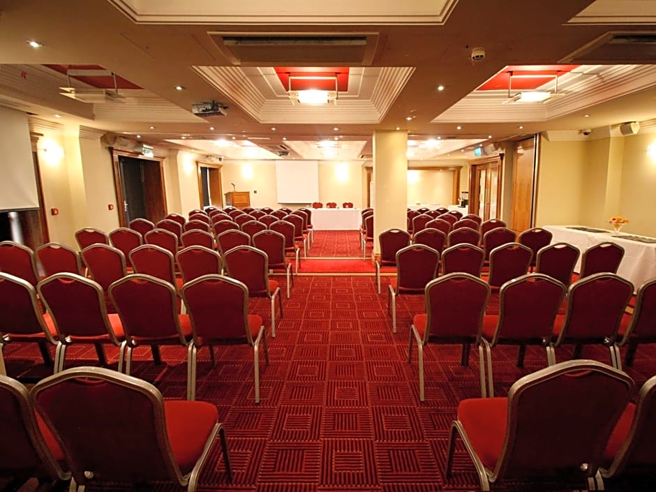 Prince of Wales Hotel