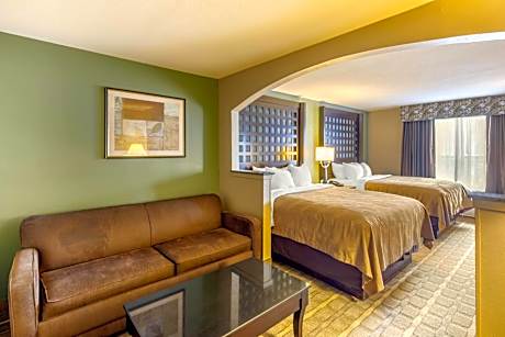 Quality Suites Sherman