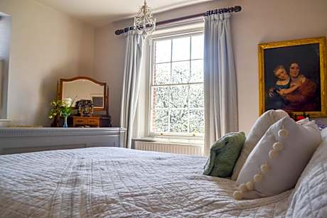 Deluxe Double Room with Shower