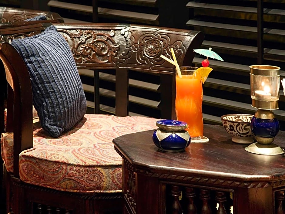 Mercure Grand Hotel Seef Hotel