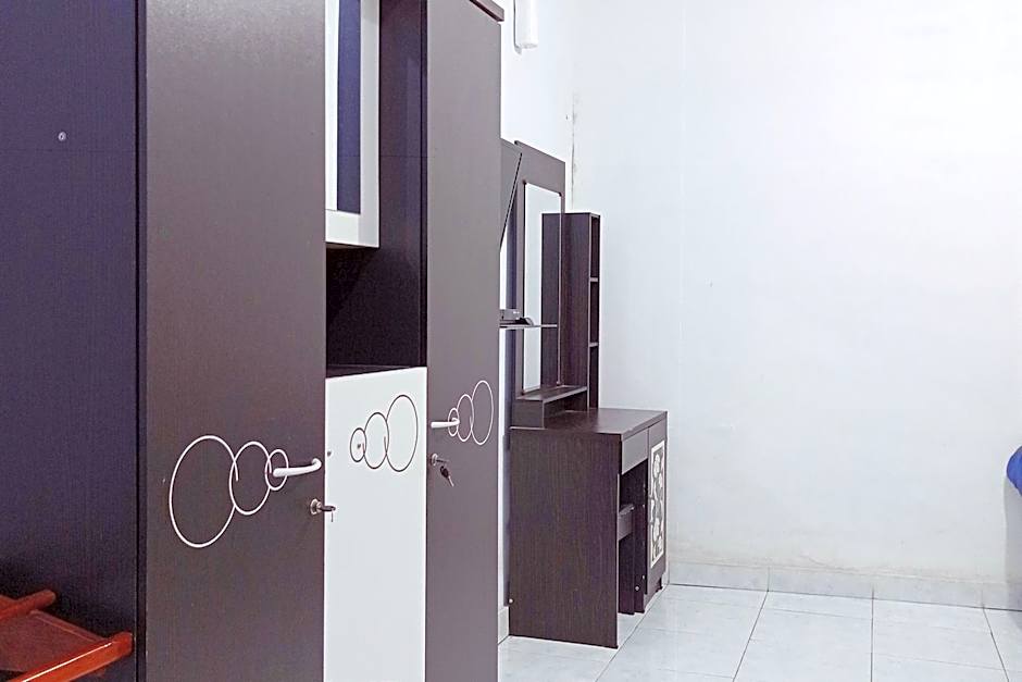 RedDoorz Syariah @ Wisma Soponyono