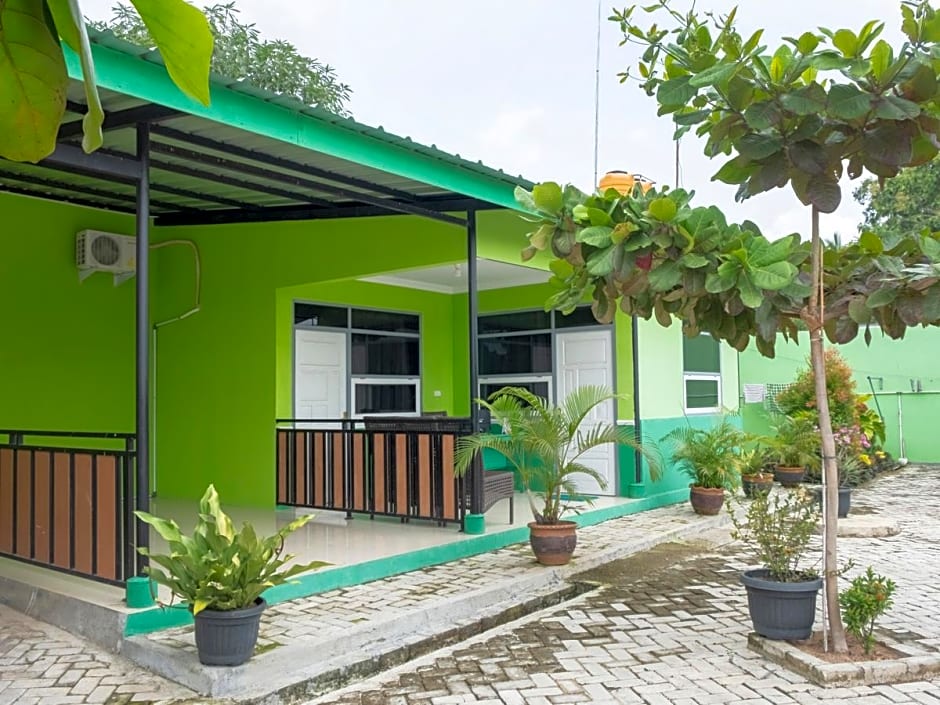 OYO 3115 Branti Raya Guest House