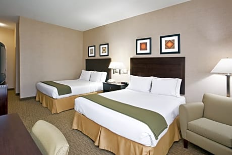 Two Queen Beds