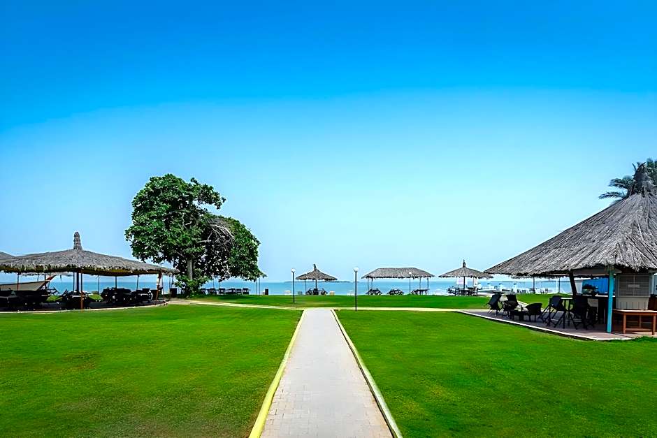 Flamingo Beach Hotel