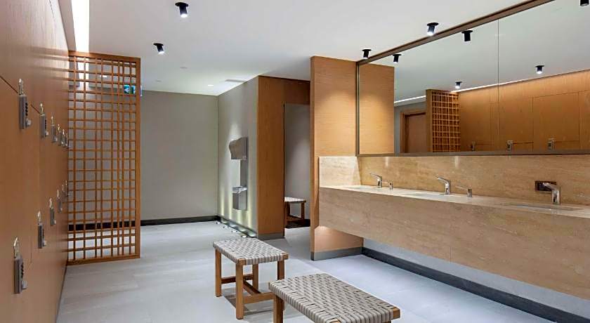 DoubleTree by Hilton Canakkale