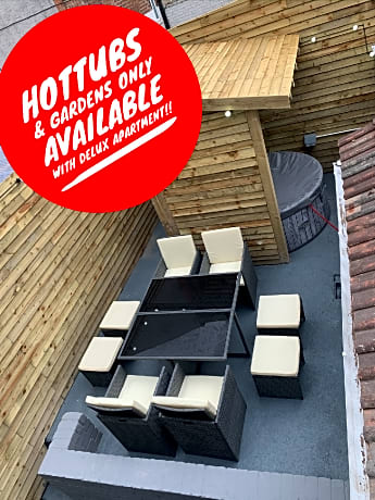 Albert Luxury Hottub and Jacuzzi Apartments