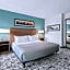 Quality Inn & Suites Hermosa Beach