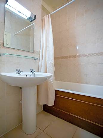 Double or Twin Room with Bathroom