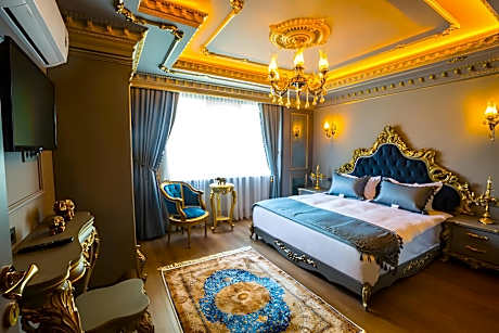 Real King Suite Hotel