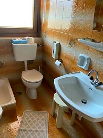 Triple Room with Private Bathroom