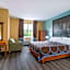 Super 8 by Wyndham Salisbury