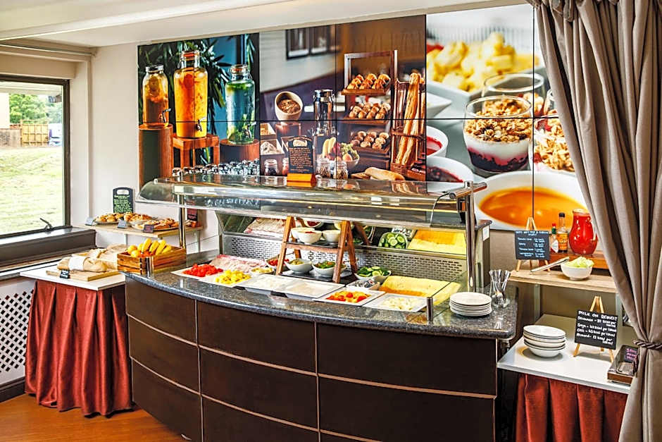 Mercure Livingston Hotel