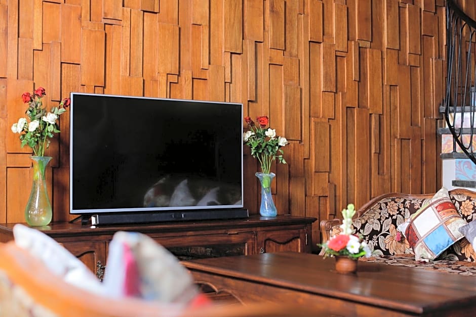 Villa Delmara At Balian Beach