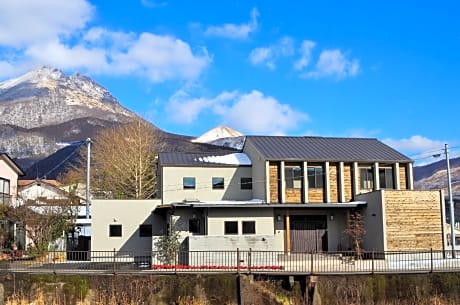 Yufuin Tsurunoyu Hotel