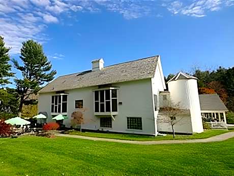 1896 House Country Inn - Barnside Inn