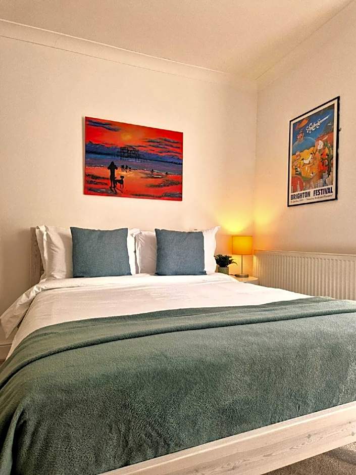 Upper Rock Brighton – Guest House