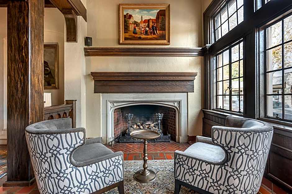 Best Western Premier Mariemont Inn