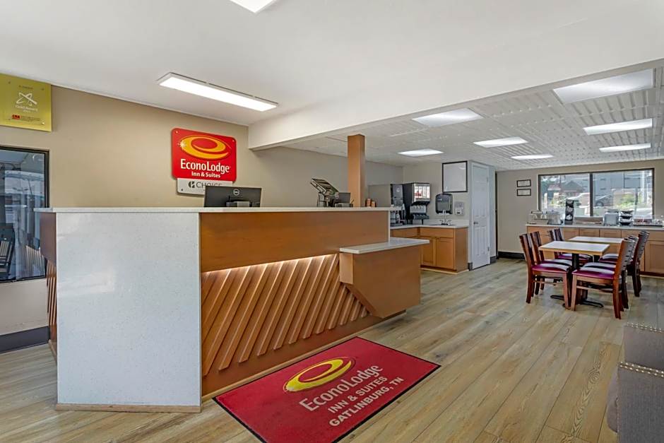 Econo Lodge Inn & Suites At The Conference Center