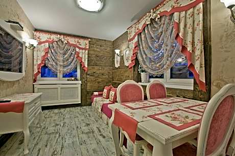 Apartment (2 Adults)