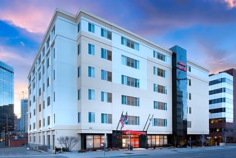 Hampton Inn & Suites Denver-Downtown