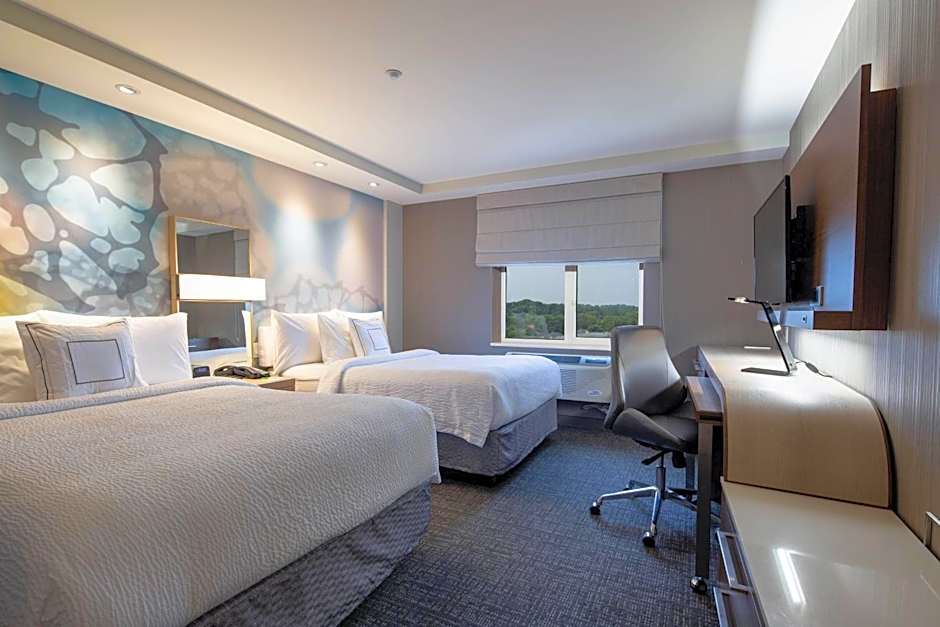 Courtyard by Marriott New York Queens/Fresh Meadows