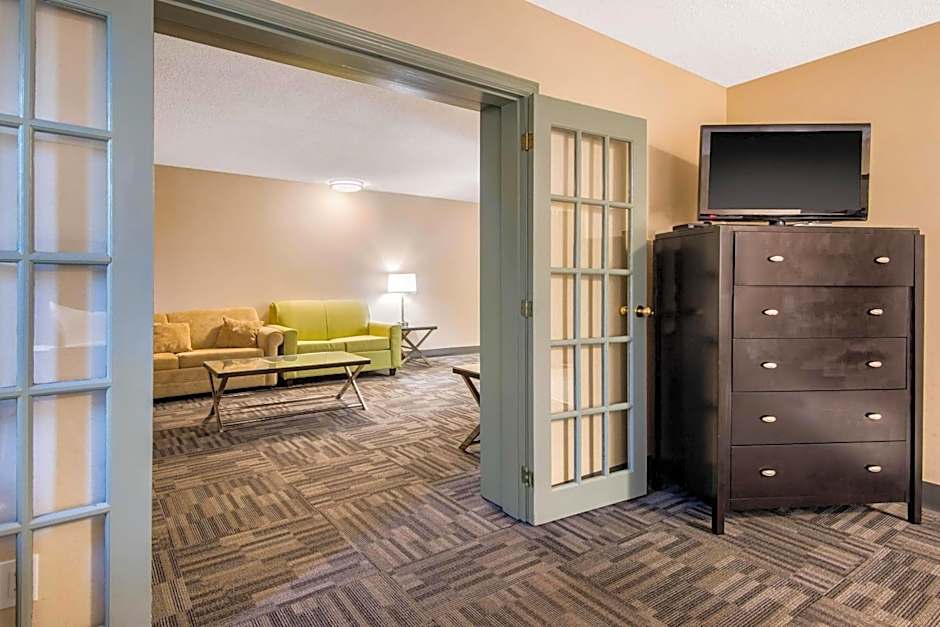Quality Inn & Conference Centre