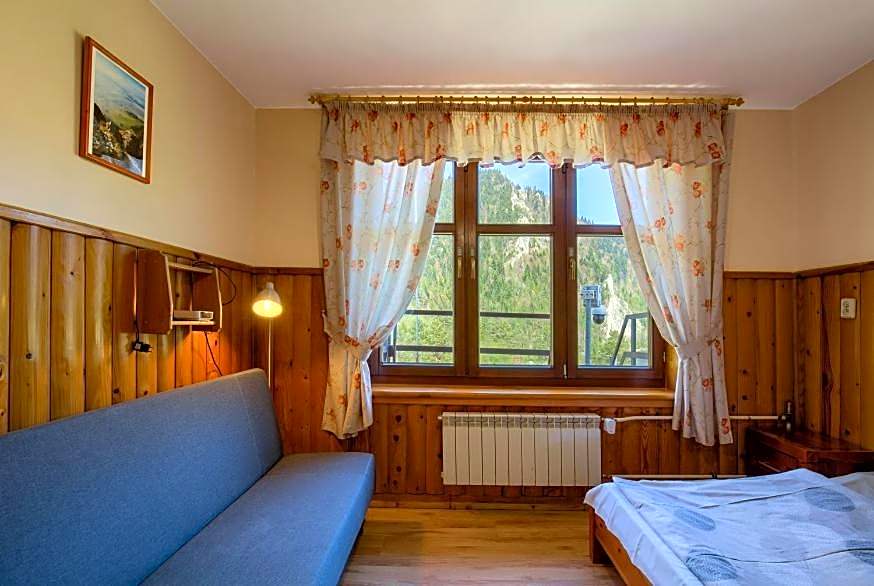 Schronisko PTTK Trzy Korony