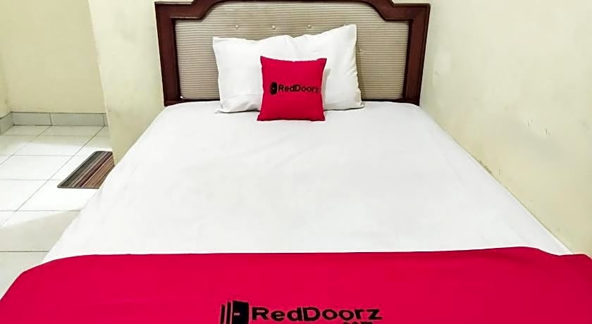 OYO 1804 Guest House Oema'h Opa