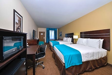 2 Queen Beds Suite Nonsmoking
