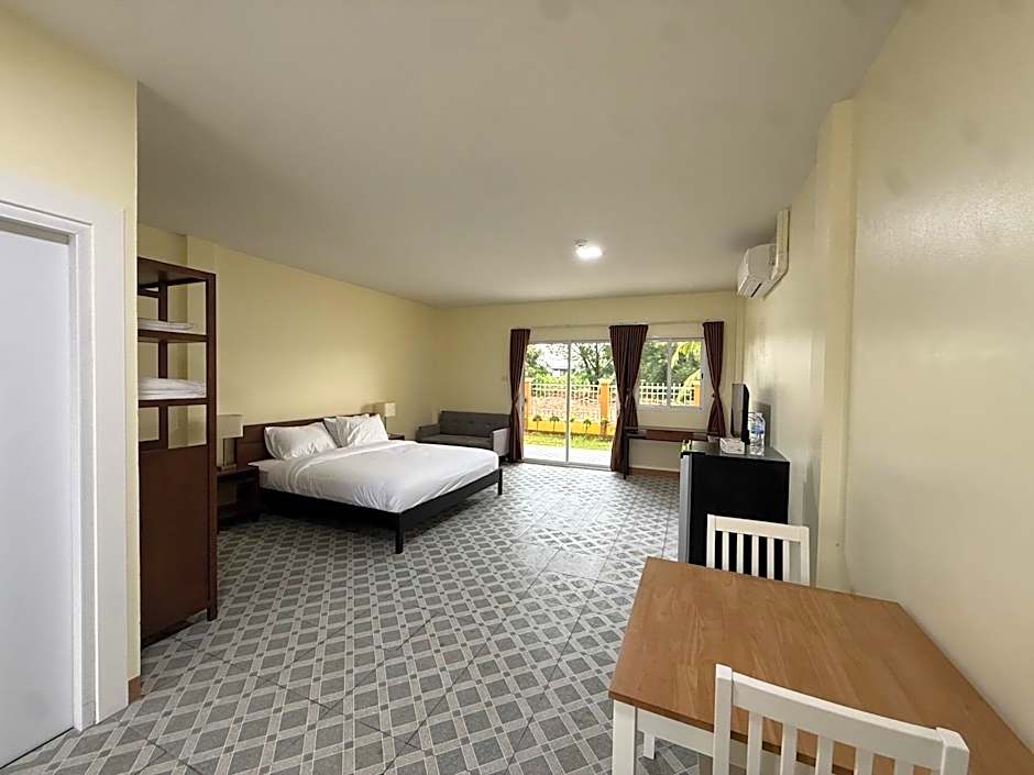 Photo 1 of 5 of Double Room