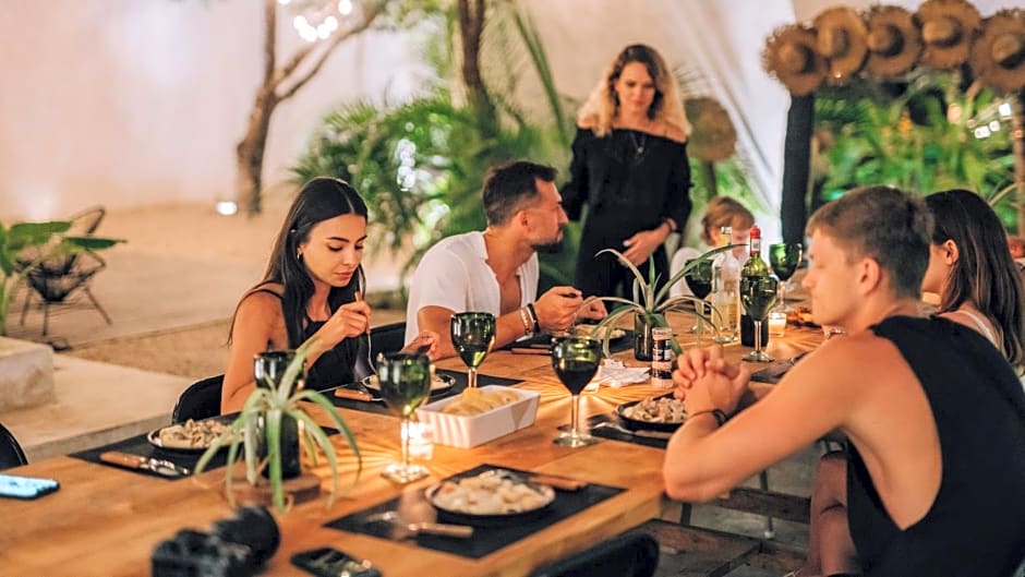 16Tulum