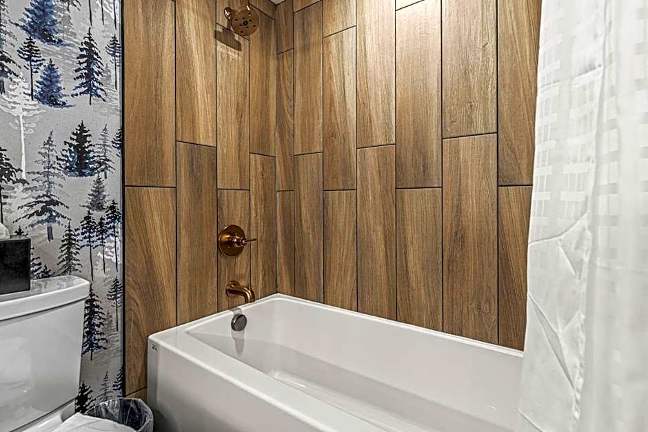 MTN House By Basecamp