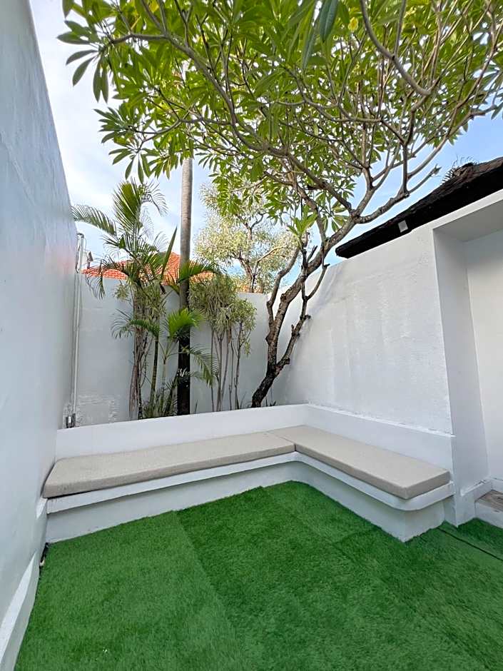 Apple Villas & Apartments