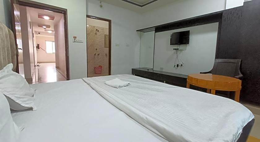 Hotel New Holiday Inn
