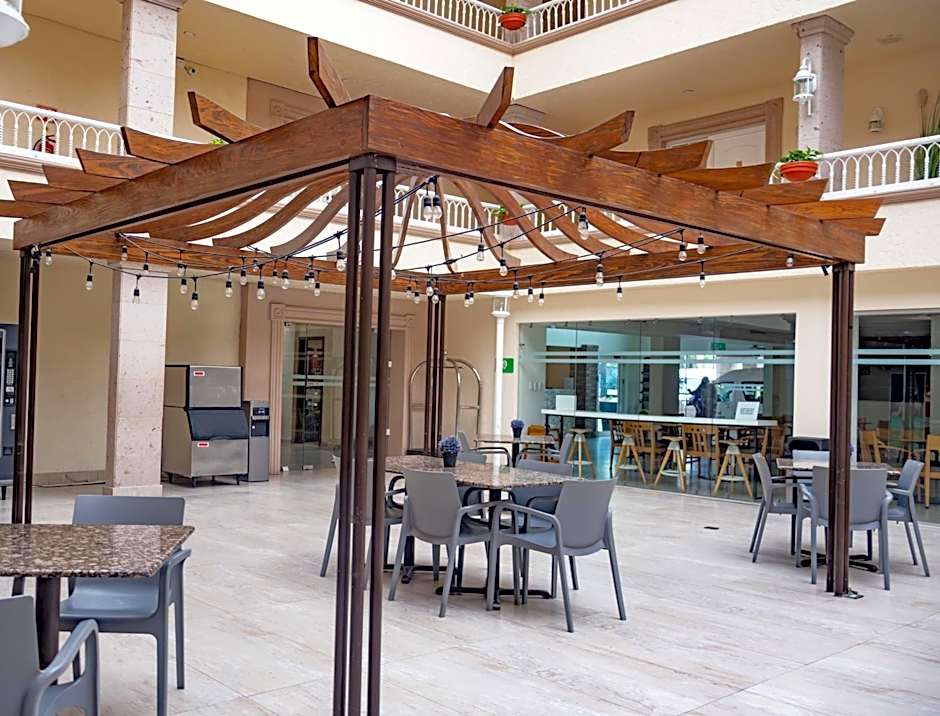 Best Western Plus Monterrey Colon