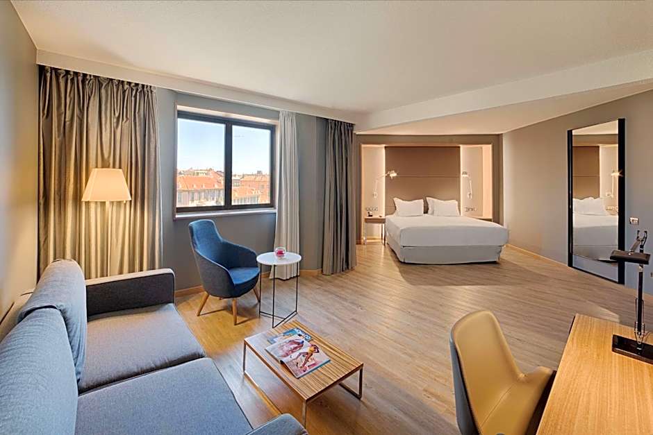 Photo 1 of 6 of Junior Suite