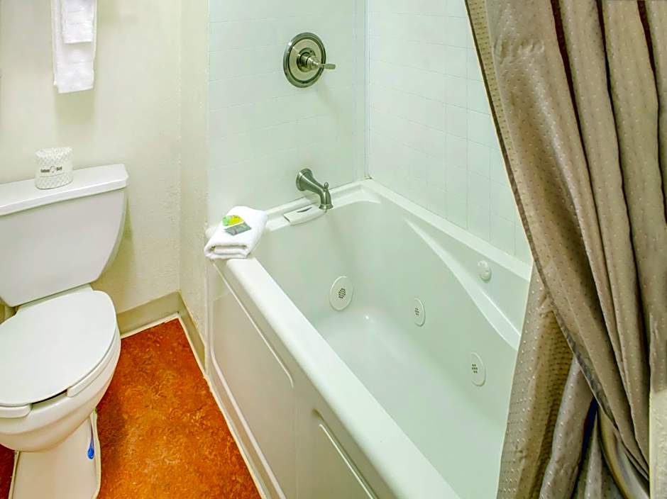 Travelodge by Wyndham Miles City