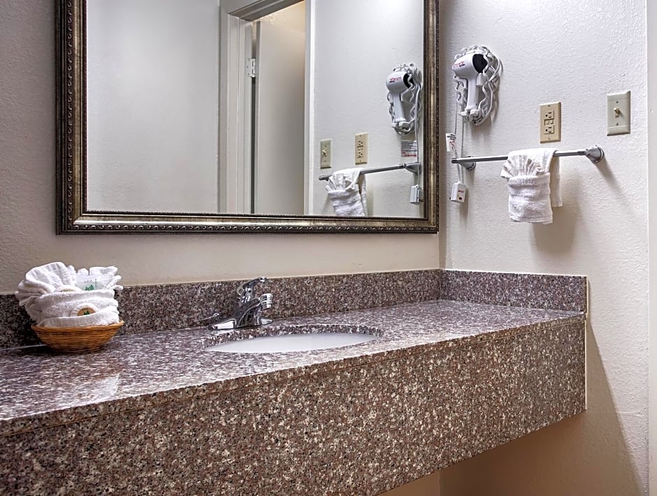 Best Western Palestine Inn