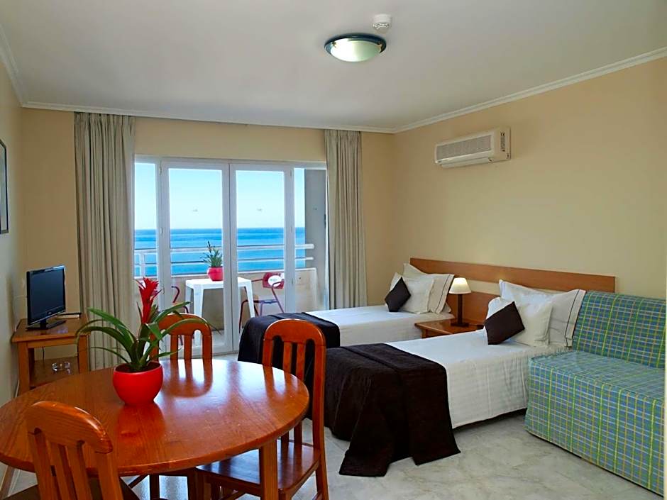 Apartamentos Jardins da Rocha