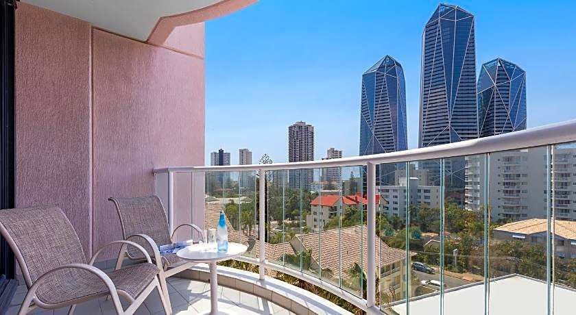 Oaks Gold Coast Hotel