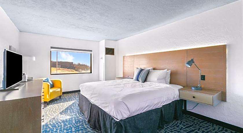Mulberry, a Wyndham Hotel