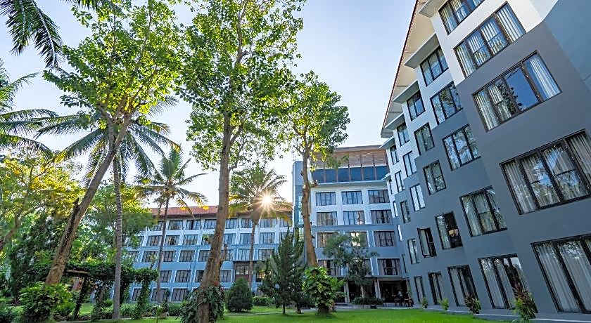 Bintang Flores Hotel